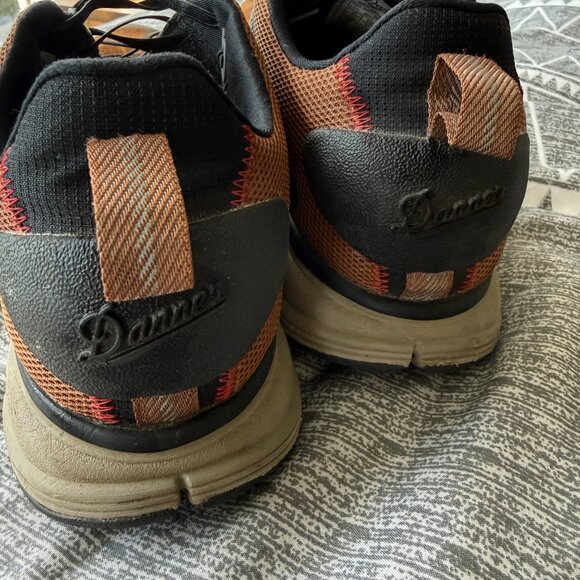 Danner Trail 2650 USM12 – Vibram Sole, Lightweight, Waterproof, Trail Shoes - Picture 12 of 15